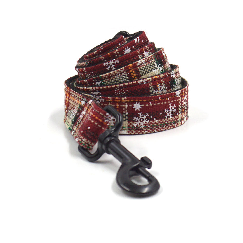 Holiday Tartan Set – Collar, Leash & Bowtie