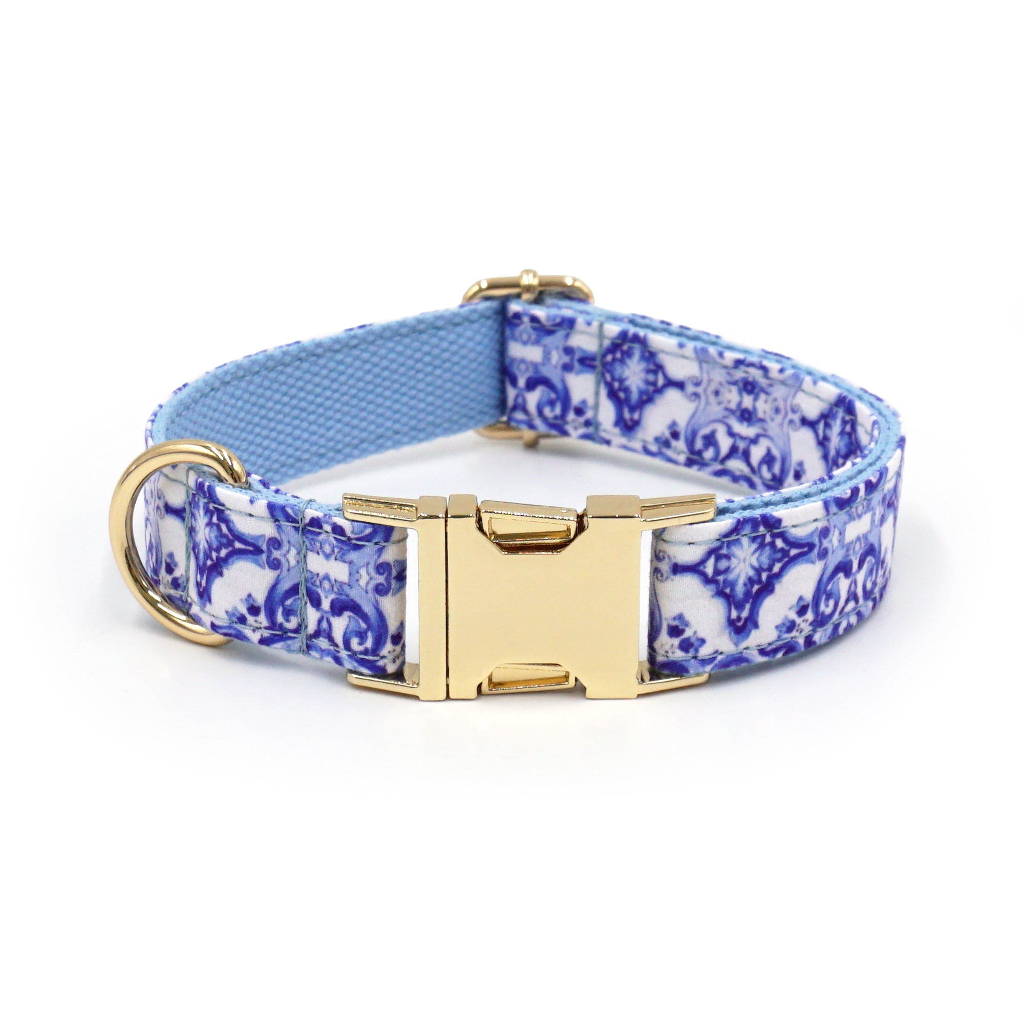 Blue Porcelain Set – Collar, Leash & Bowtie