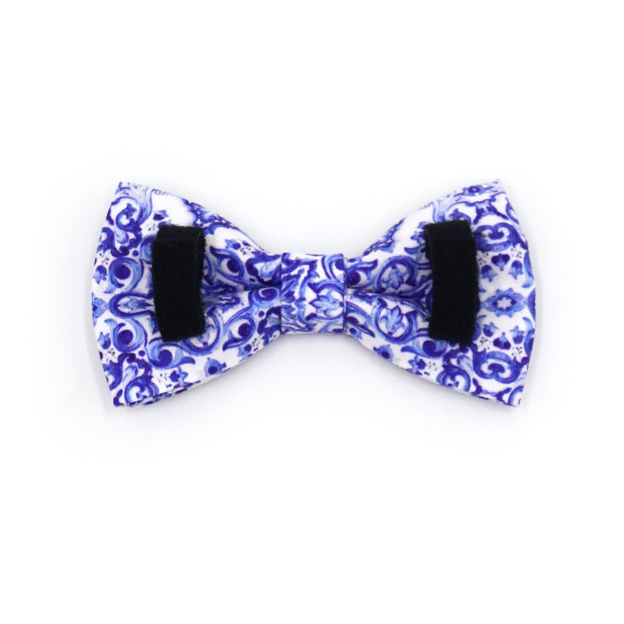 Blue Porcelain Set – Collar, Leash & Bowtie