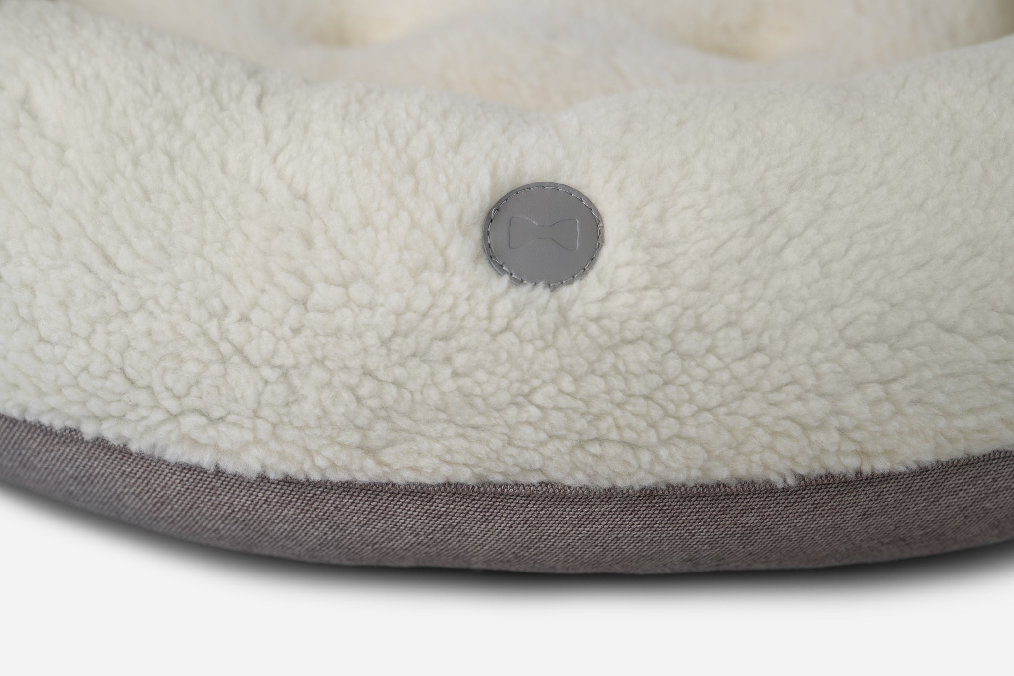 Chester & Lee Furry Beige Donut Dog Bed
